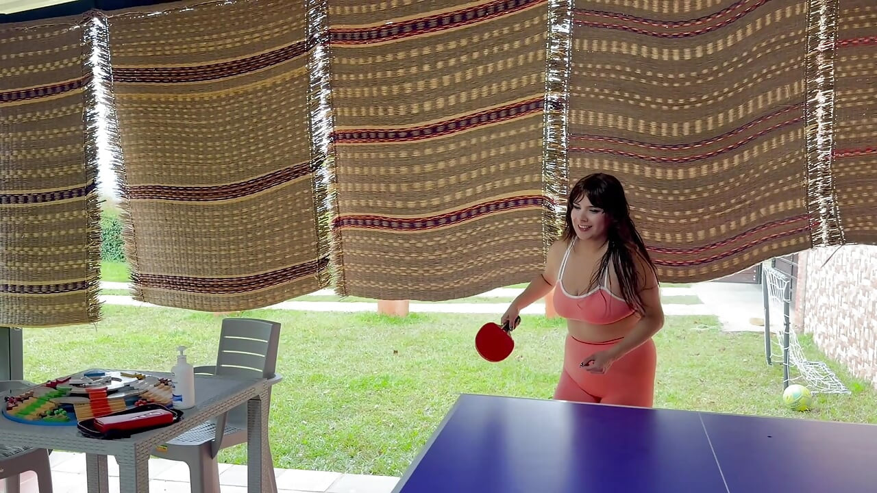 I Win Bet and My Sister-in-law Gives Me Her Tight Pussy as a Prize, I Suck It Better Than She Plays Ping Pong