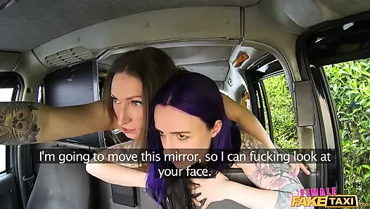 Female Fake Taxi - горячая эмо-телочка пробует киску водителя