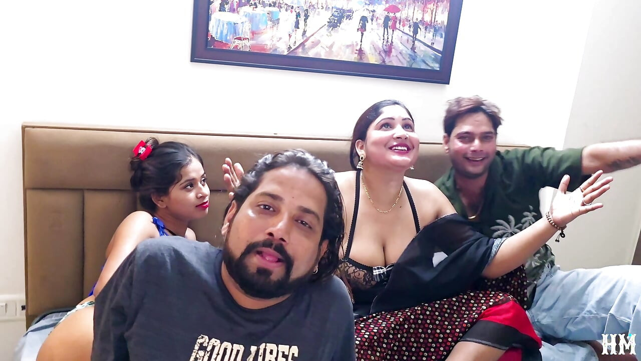 At one point, four porn stars got while live blogging and started having foursome sex, making an entertaining video