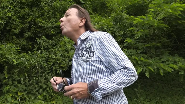 Pretty girl does outdoor fuck with huge cock Big George