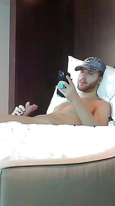 Solo Cumshots Galore