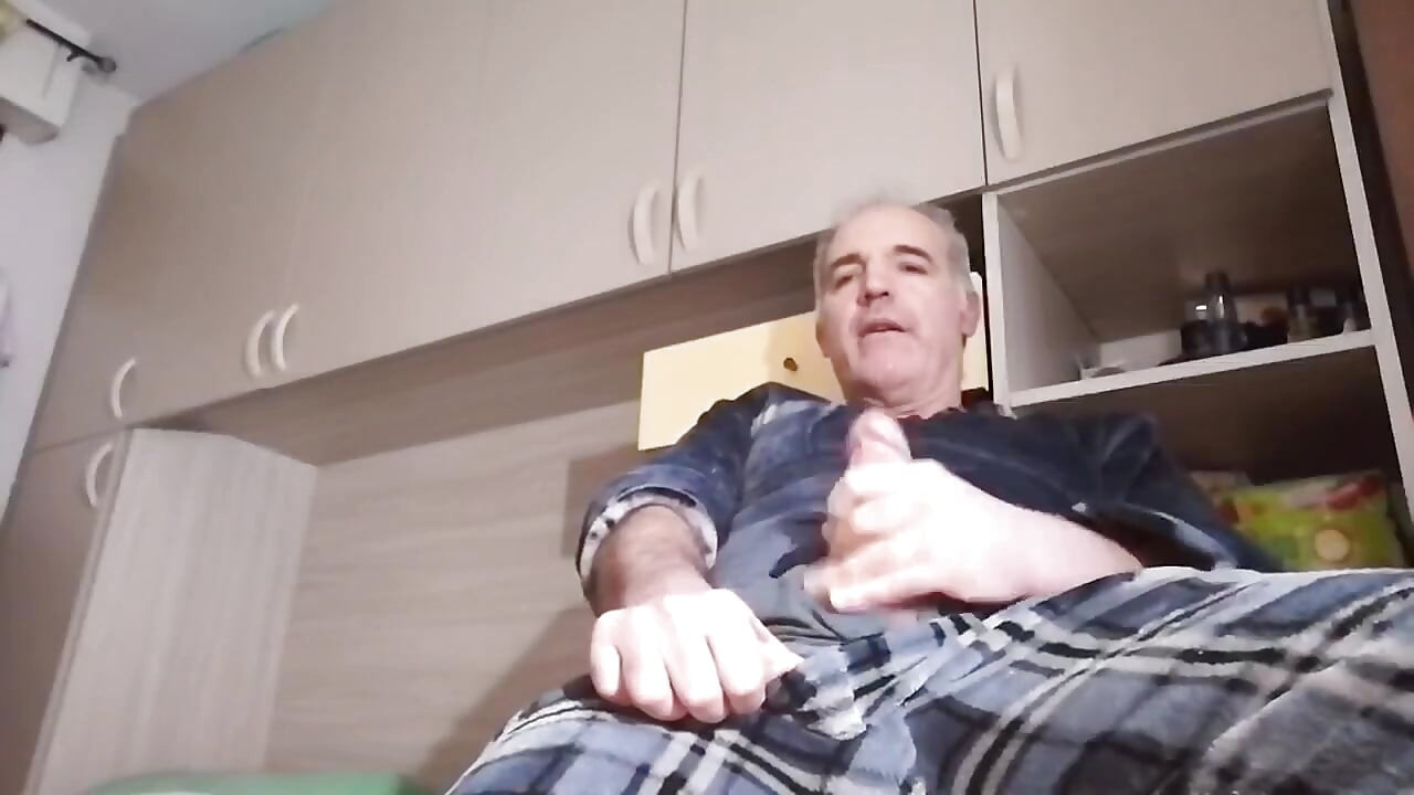 תן לי את התחת שלך, אני רוצה לזיין אותך!