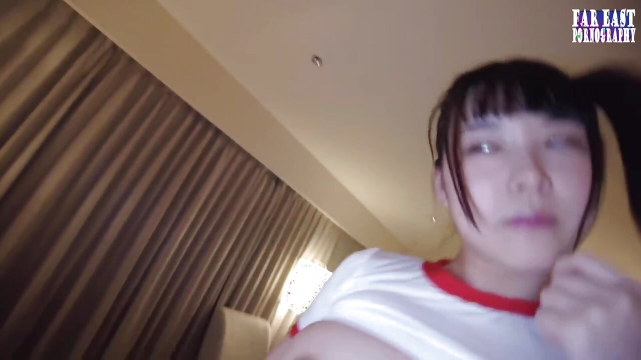 Păpușă Ca Bliss cu o tachinare cu părul negru la o întâlnire cu makeover expusă jucăușă Ep-4