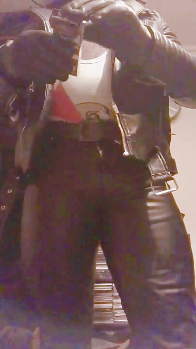 Λεκτικό παιχνίδι μεγάλων μυών & συνεδρία καπνού