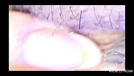 Маленькая, но невозможно остановиться, глядя на