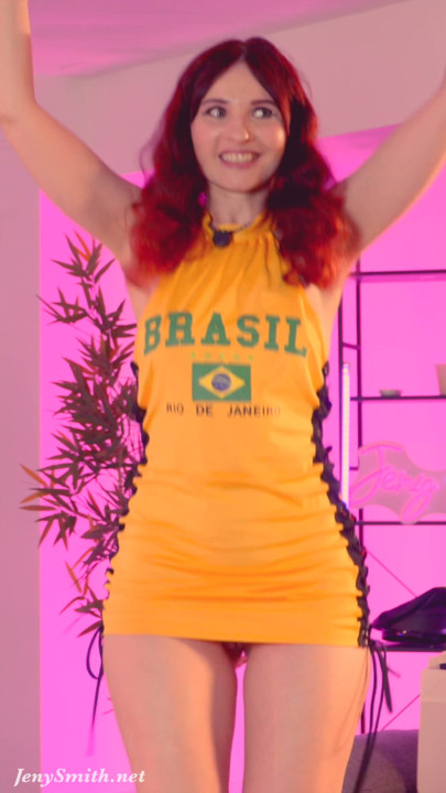 Tits play on treadmill
