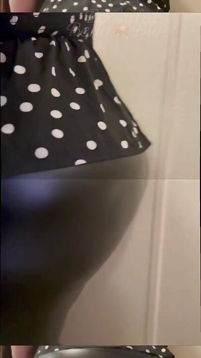 Leggings Fart Compilation 2: Gassy BBW Girl Rips in Tight Pants by Bella Blast