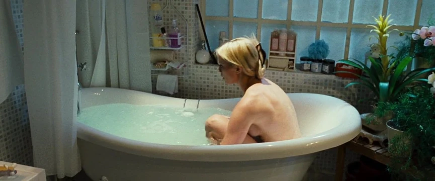 Amy Smart - ''Mirrors''