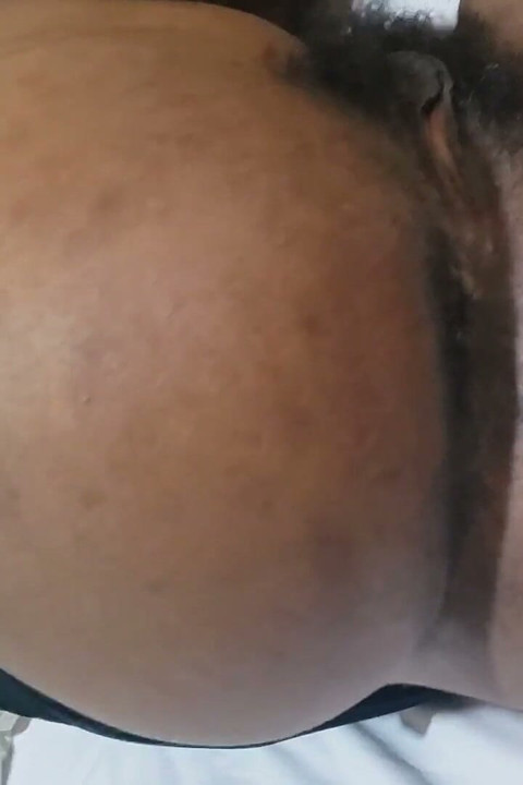 Big Ass Legs MILF Porn British & Naked Hairy Pussy