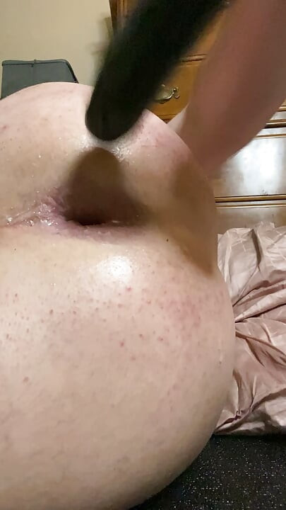Mostrando o cu sem piedade