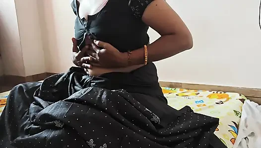 Seksi ev hanımıyla alay ediyor