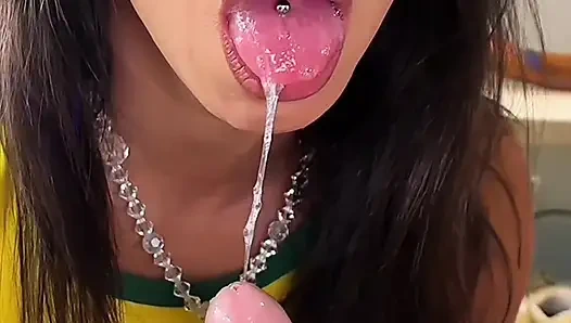 BESTER HARDCORE-FICK UND BLOWJOB - sexy brünette MILF wird im doggystyle und cowgirlritt-BTS gefickt