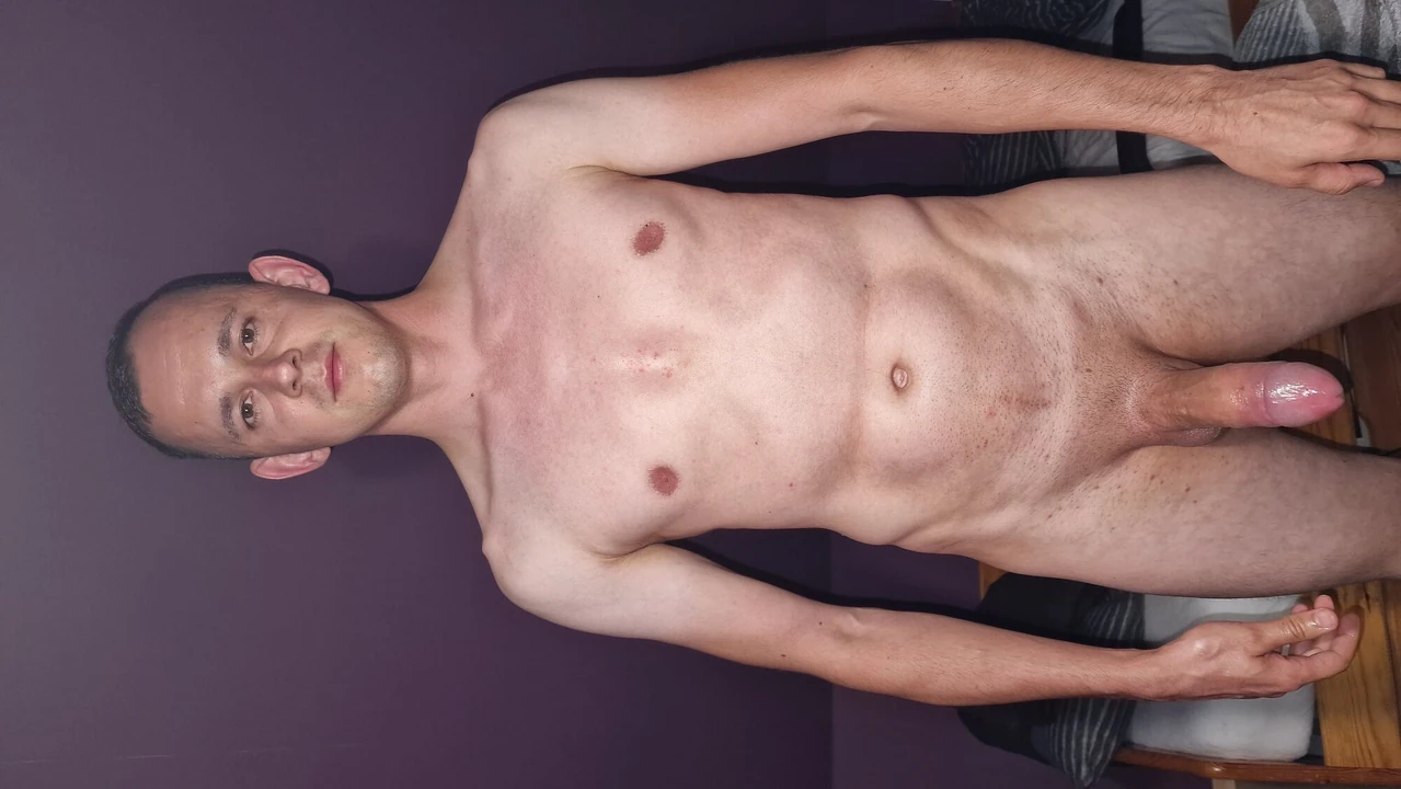 My cock was so horny. Handjob with a lot of sperm