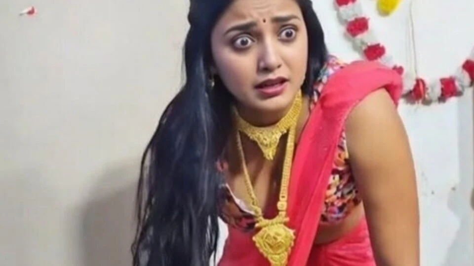 Desi Village girl tight pussy outdoor xxx video, Desi Village hot girl sex