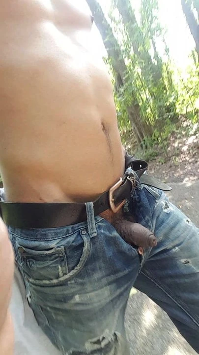 Exposing myself naked in a park