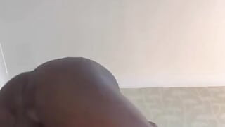 我的讲师太饥渴了，所以他操了我