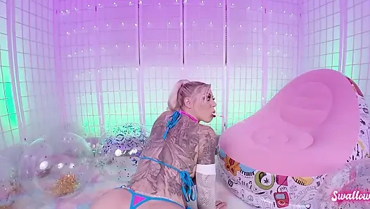 Experienced MILF Karma Rx Wants to Play My Cum