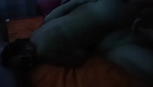 Sexy selbstgedrehte gegenseitige masturbation