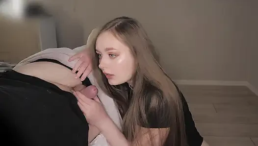Step Daughter Secretly Sucked Her Step Daddy Cock While He Was Resting