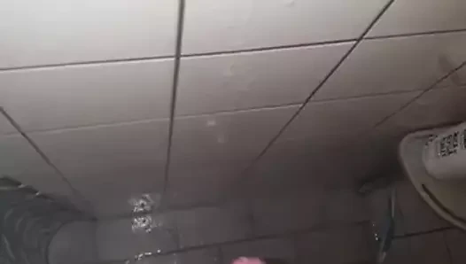 Duş yaparken hızlı fap