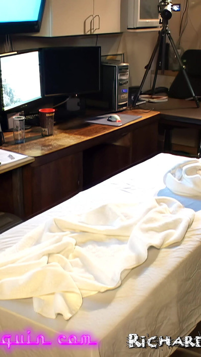 Ach, Kurva, Blbče, Bože... Táta, Jsem Cumming - Nevlastní Dcera S Tátovými Problémy