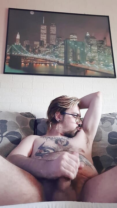 Sniffing my pits and tasting my feet while stroking my hairy dick