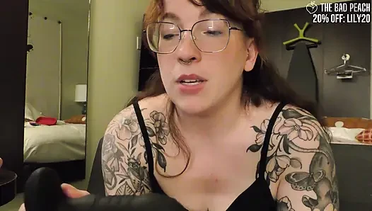 NSFW Review of a Remote Control Thrusting Prostate Massager From the Bad Peach