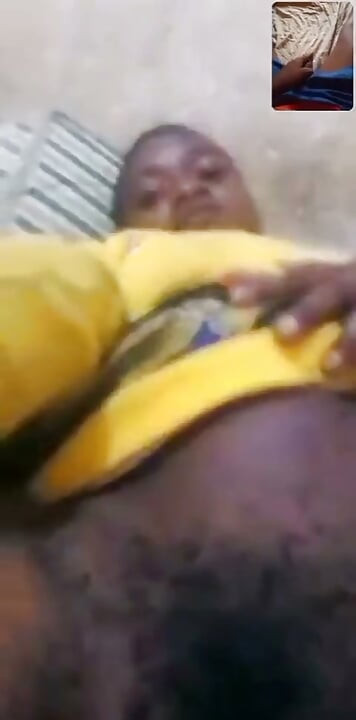 Hairy Pussy Play on Video Chat