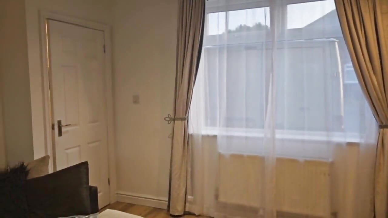 Ιδρωμένη μπότα και λατρεία ποδιών μετά από μια σκληρή μέρα εργασίας