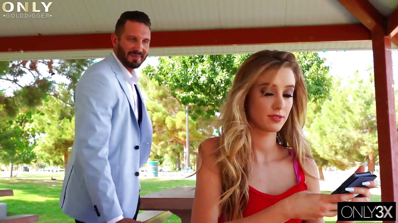 Sexy Haley Reed is a gold miner and she deserves a facial Premium Edit Only Gold Digger