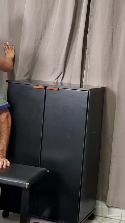 Wife shows off to the coach behind the cuckold! | Clip 1