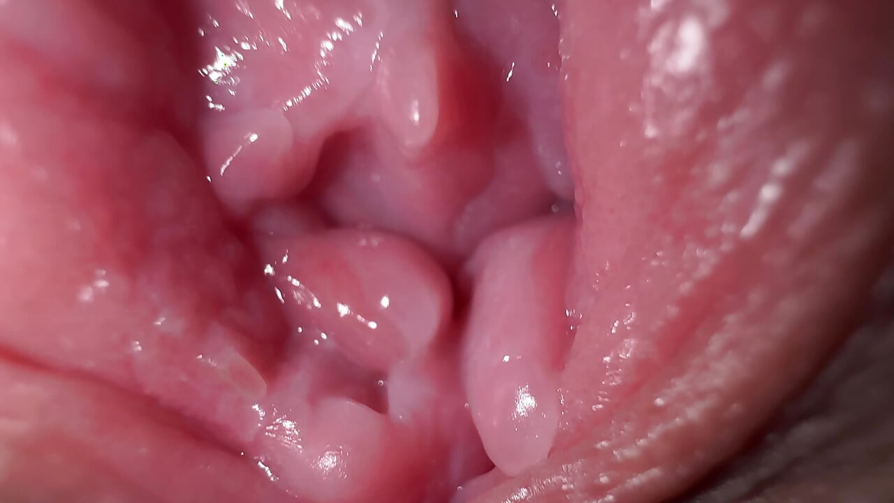 Close up wide pussy spreading and dirty talk, Sexy Mia wants to cum with you