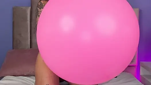 Springe auf meinen riesigen ballon