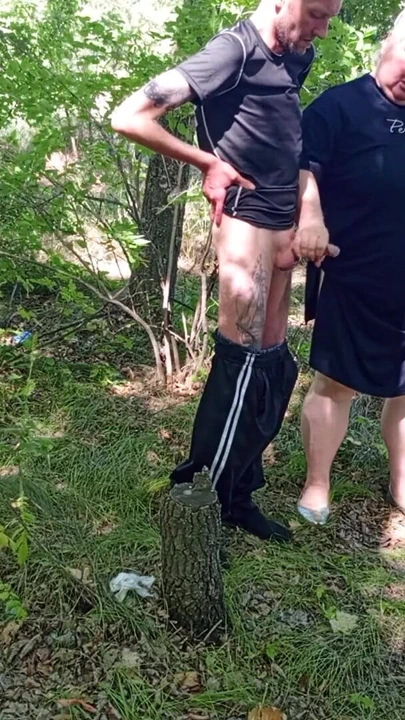 Thrilling moment from "neighbor gives a public blowjob in the park"