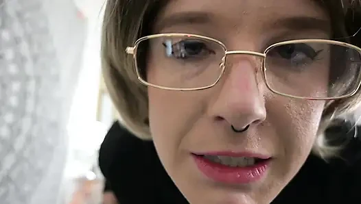 Nenek membuatnya oke