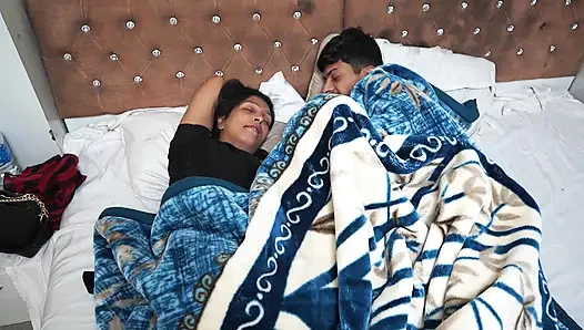 Ek Indian ladke ne apni ki jamkar chudai, Ladki ko chudai me maja aa gya @7BullTop