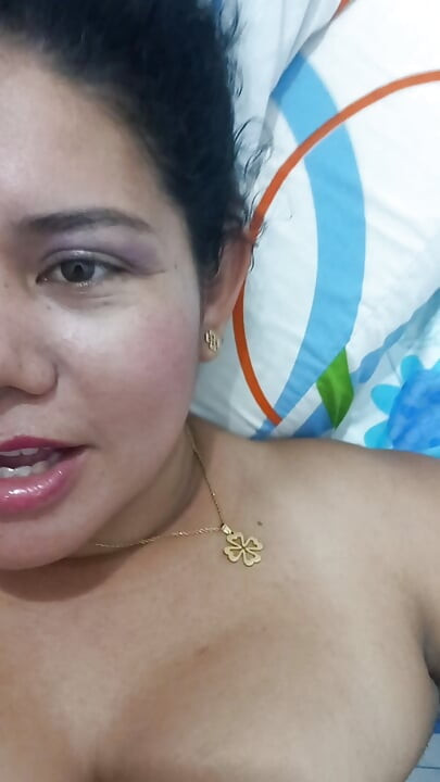 Valquiria la diosa de la mamada ven y mira más videos deliciosos