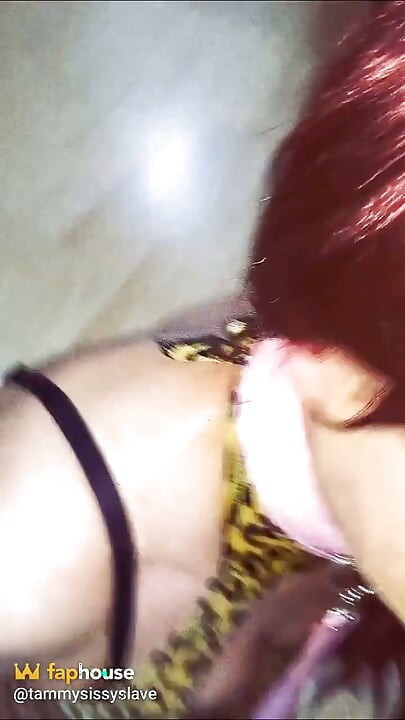 Golden Shower for Crossdresser
