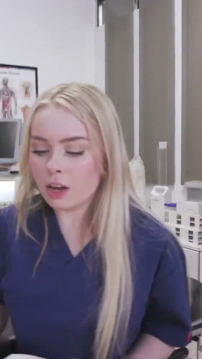 Dokter seksi dan perawat haley spades & missa mars dipake sama pasiennya yang lagi sange - freeuse milf | Klip 2