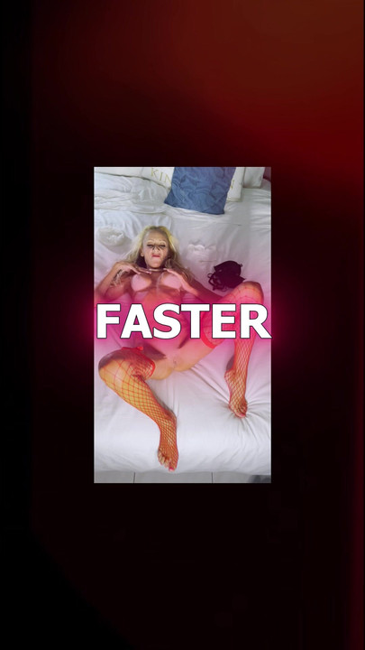 MILF QUEEN SIENNA DIAMOND CALLS A FAN & SHOWS HIM ATHLETIC BODY FEET FAKE TITS & VIRGIN PUSSY