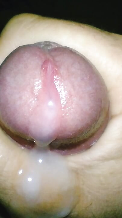 Morning close up masturbation, full of sperm, for a better day