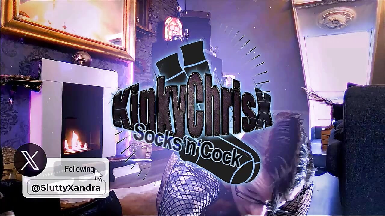 Punk slut KinkyChrisX in fishnet stockings
