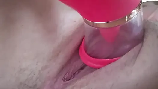 19 yaşındaki büyük dildo ile yakın amcık oyunu