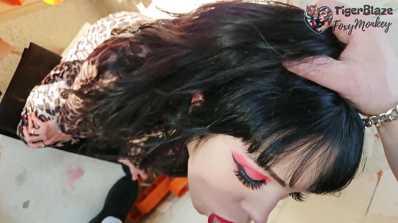 Is It Worth Taking a Break From Work to Cum on Wife's Face?