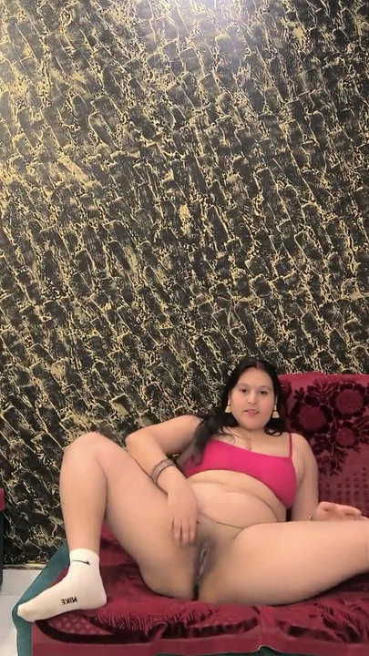 Desi girl Puja bhabhi fingerings pink pussy | Clip 1