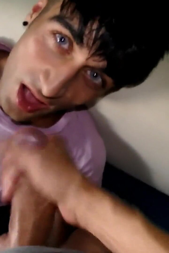Straight Neighbor Wanna Cum on My Face