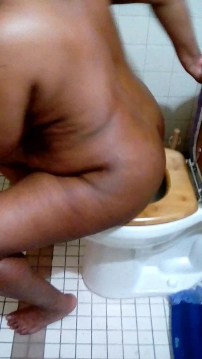 ANGRY BUTTNAKED BLACK WOMAN VOL .2