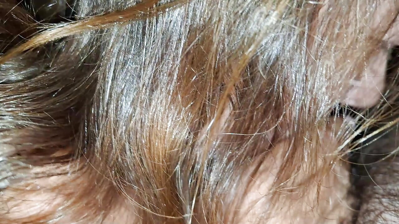 我的鄰居過來吸我的雞巴