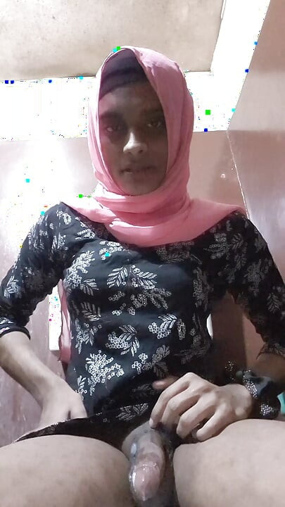 Desi hijabi gay femboy homemade masterbation