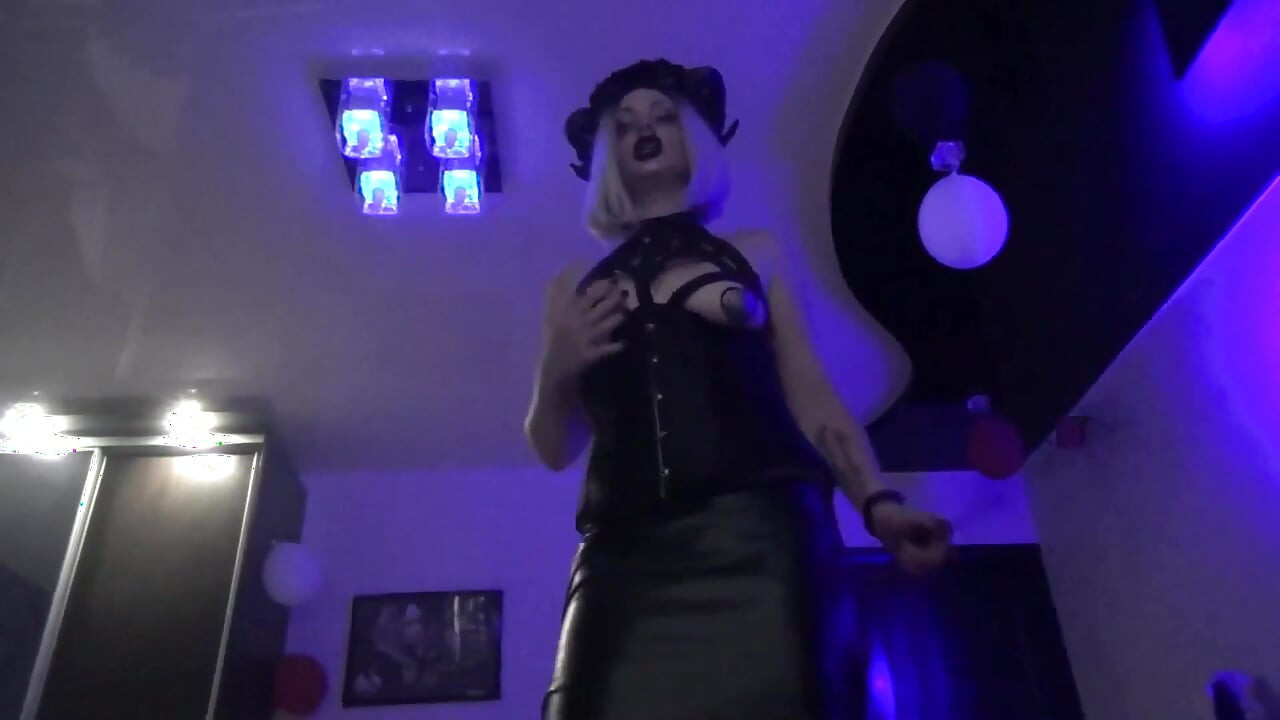 Niemożliwe obrzeża orgazm kontroli wyzwania finansowego z Succubus